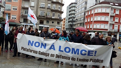 16 04 13 Manifestacionestudantil_Vilgarcia_09.jpg